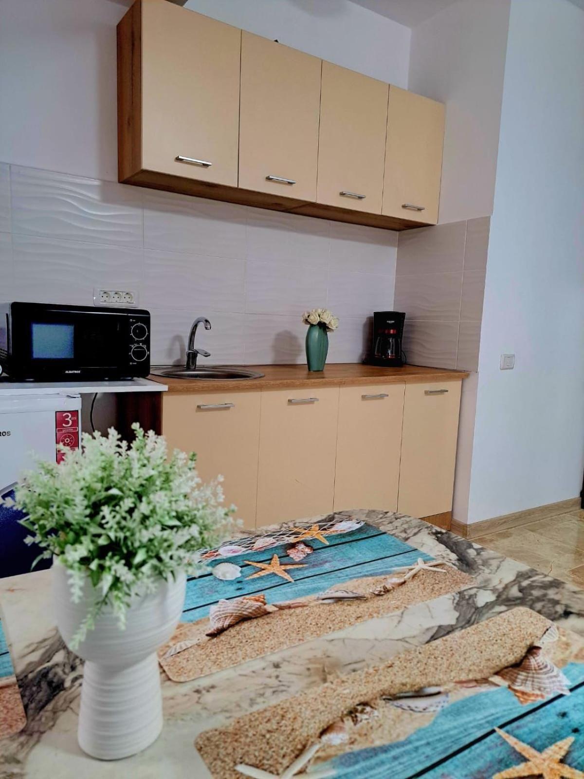 אפורי נורד Jolie Studios & Apartments מראה חיצוני תמונה