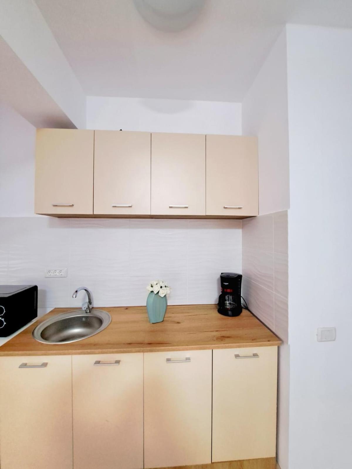 אפורי נורד Jolie Studios & Apartments מראה חיצוני תמונה